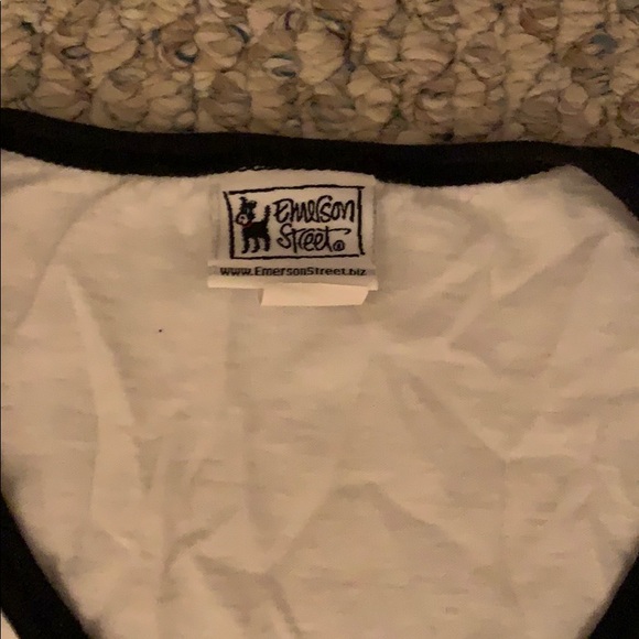 Emerson st tee - Picture 4 of 5